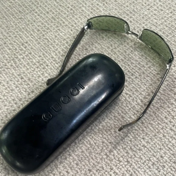 Gucci women’s sunglasses - Picture 7 of 8